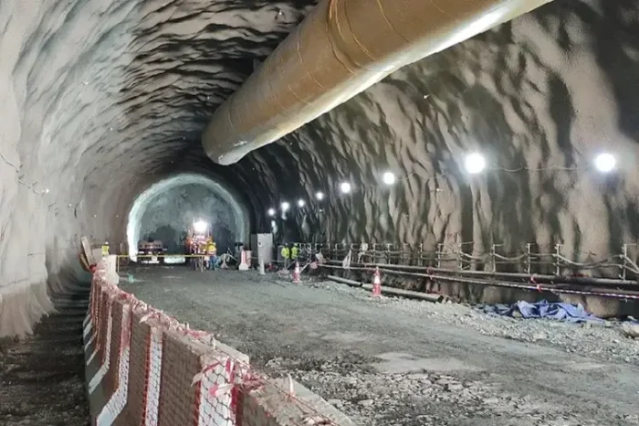 synthetic fiber shotcrete tunnel